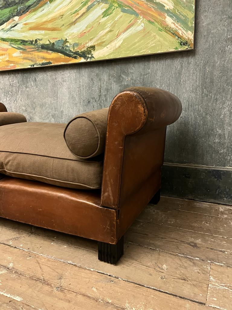 Vintage leather day bed