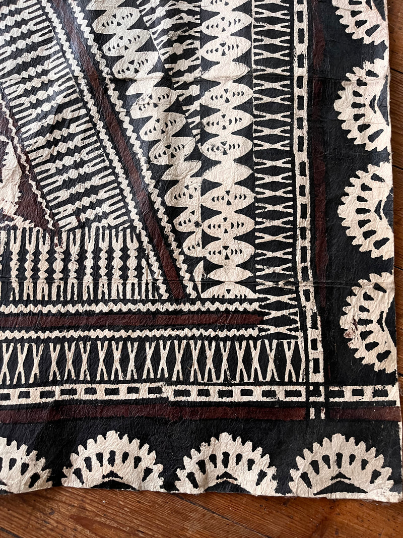 Large Fijian tapa cloth