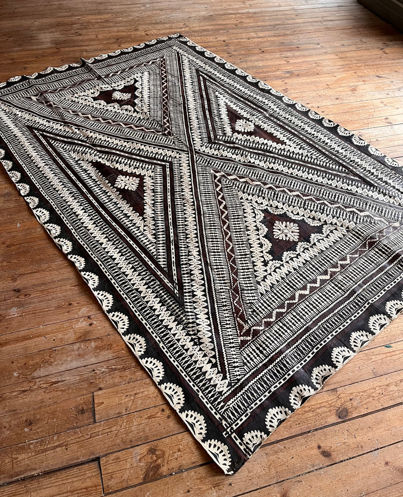 Large Fijian tapa cloth