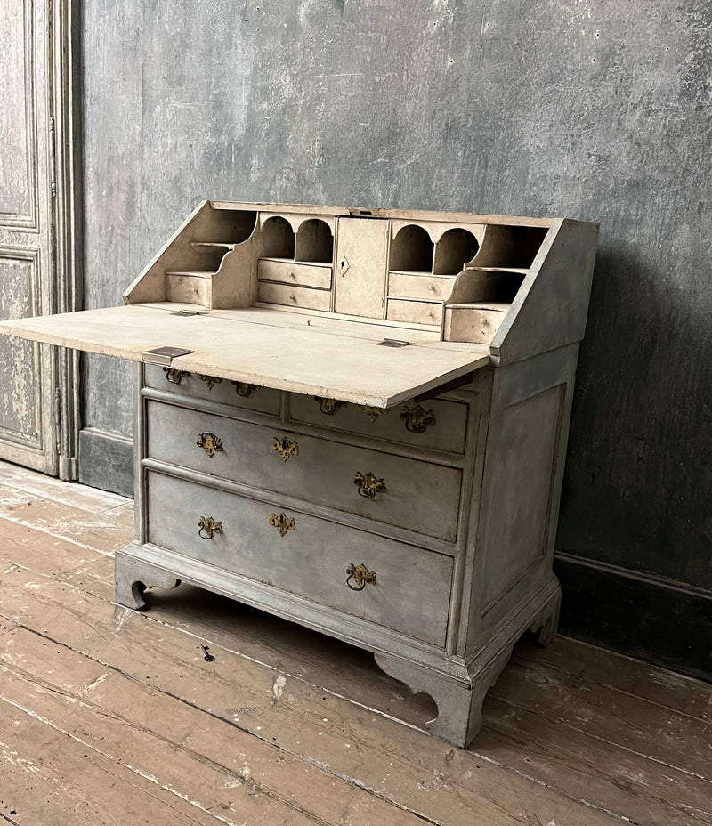 Georgian Oak 18th century slant front desk