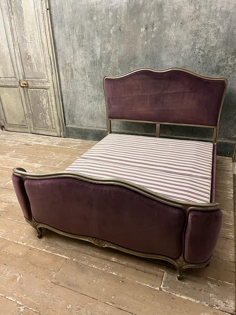 French double bed