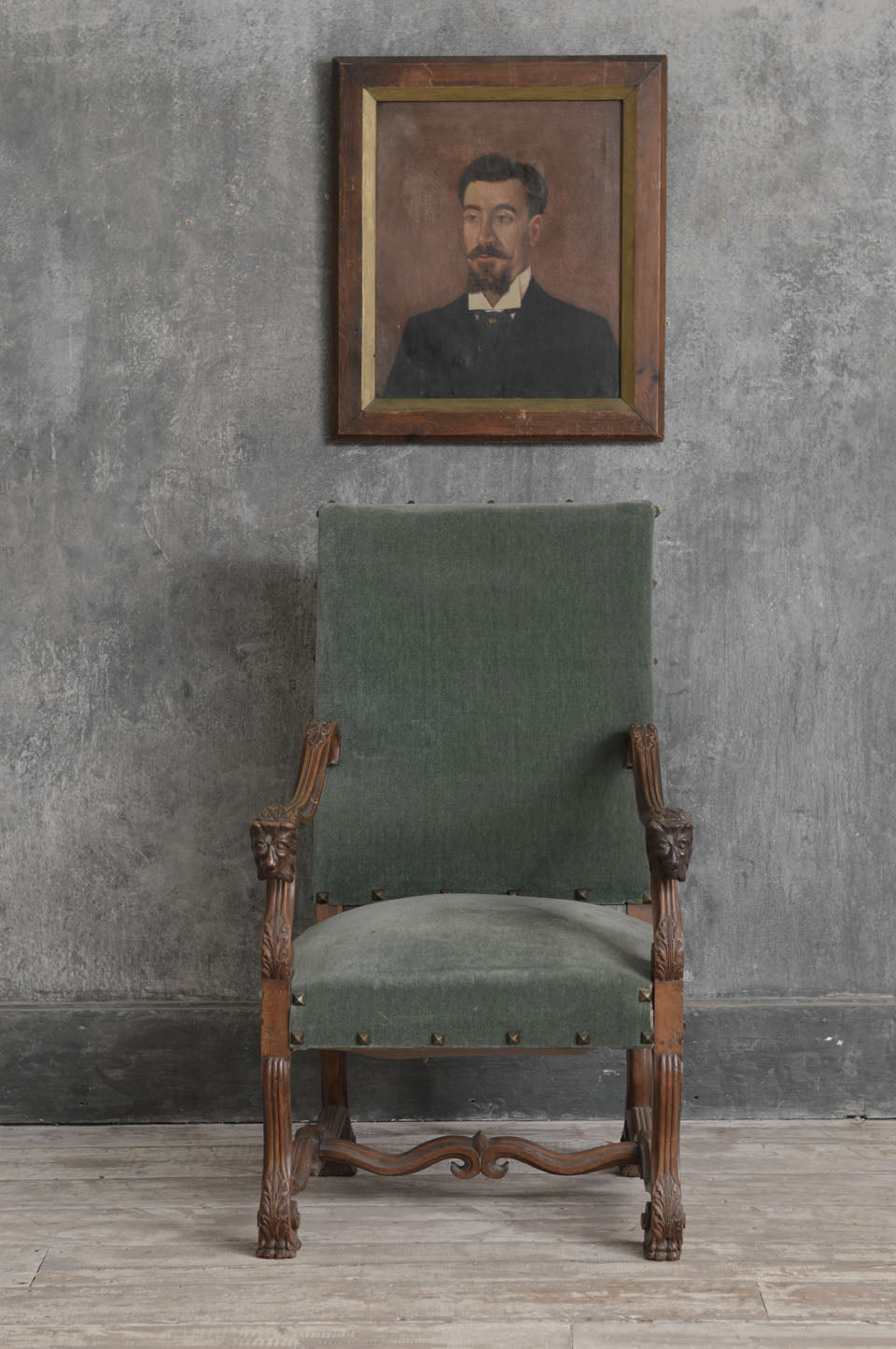 LOUIS XIII STYLE THRONE CHAIR