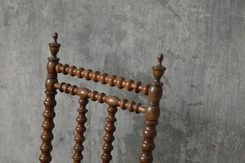 FRENCH 19TH CENTURY WALNUT BOBBIN CHAIR