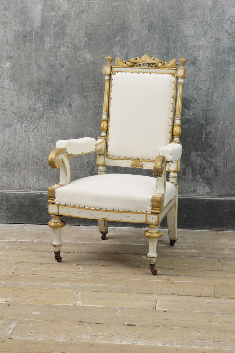 Italian 18th Century carved and gilded throne chair.