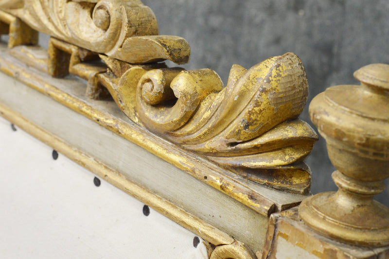 Italian 18th Century carved and gilded throne chair.