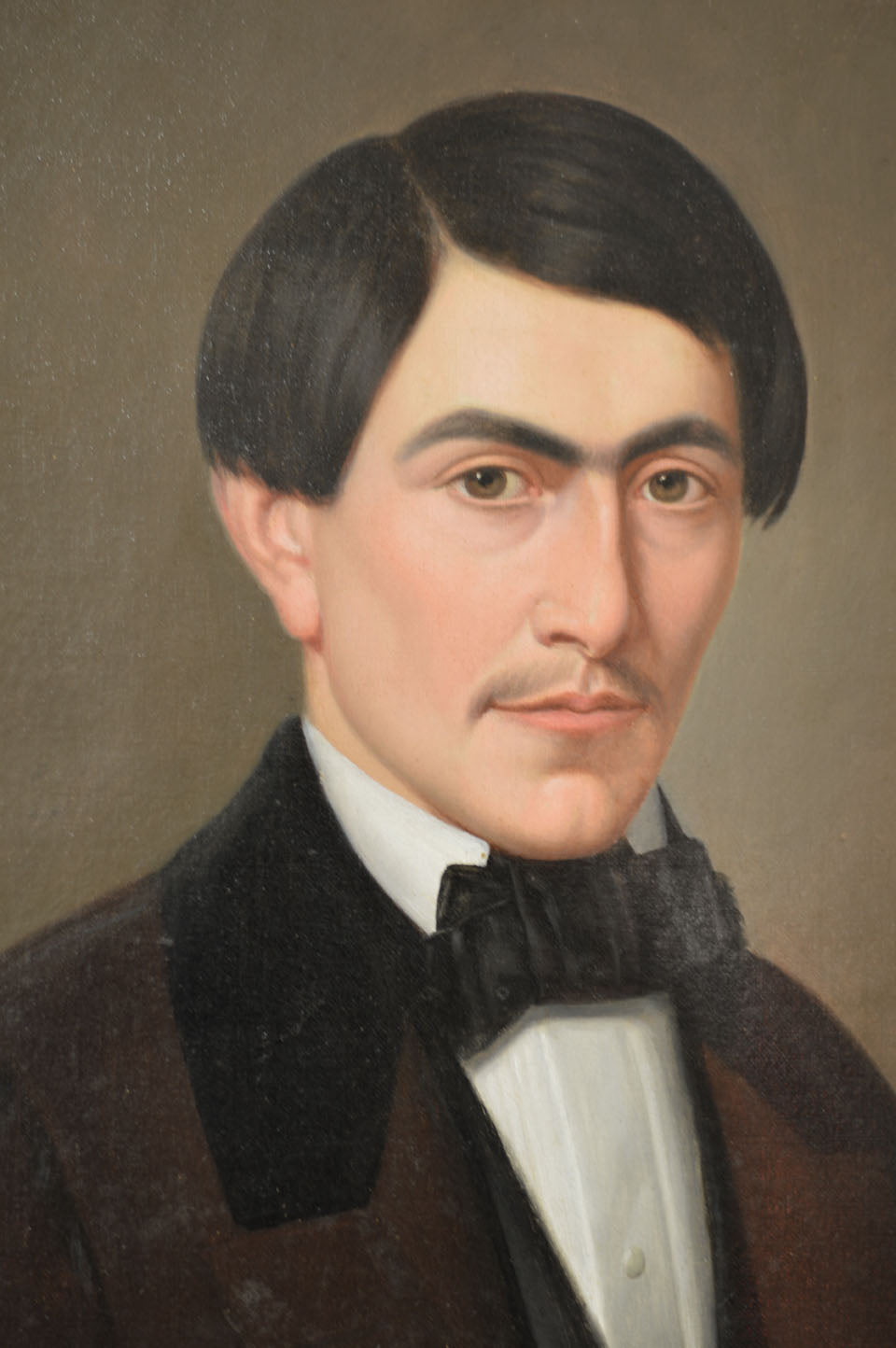 19TH CENTURY OIL ON CANVAS OF FRENCH GENTLEMAN