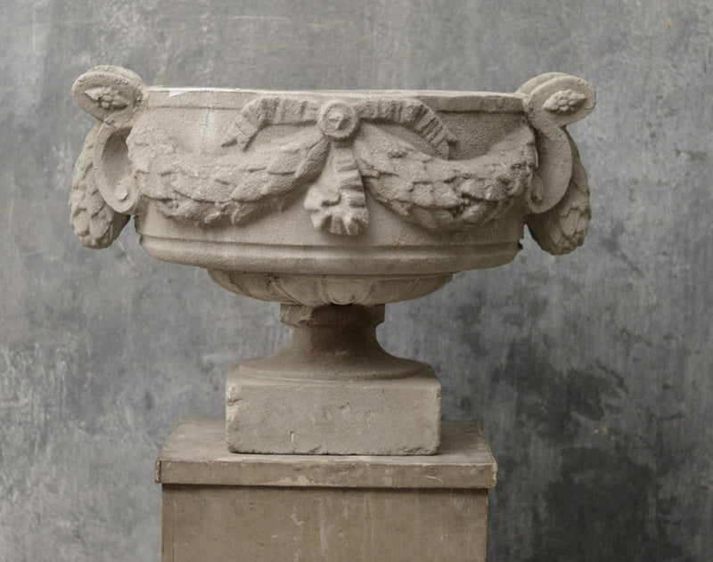 Large French 20th Century decorative composite  stone urn