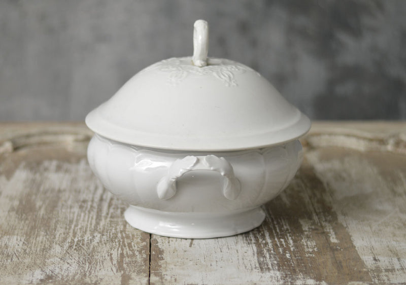 FRENCH 19TH CENTURY WHITE SOUPIERE