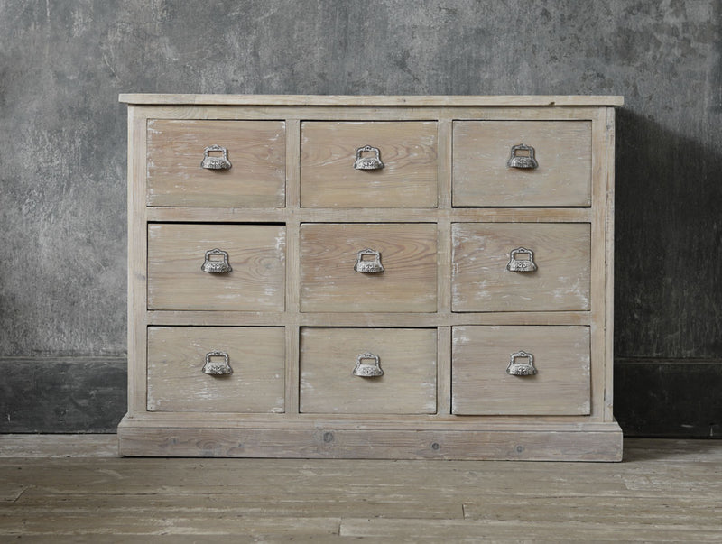 INDUSTRIAL STORAGE DRAWERS .