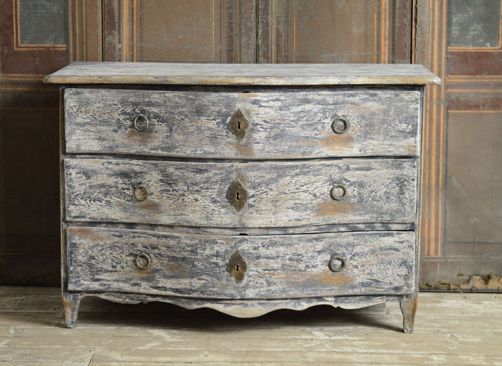 18TH CENTURY PAINTED FRENCH COMMODE