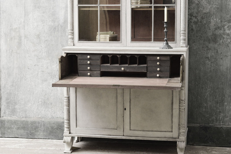 Regency bookcase / secretaire