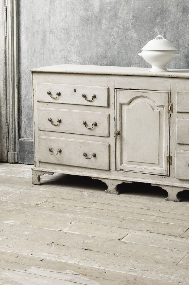 18th Century English Dresser