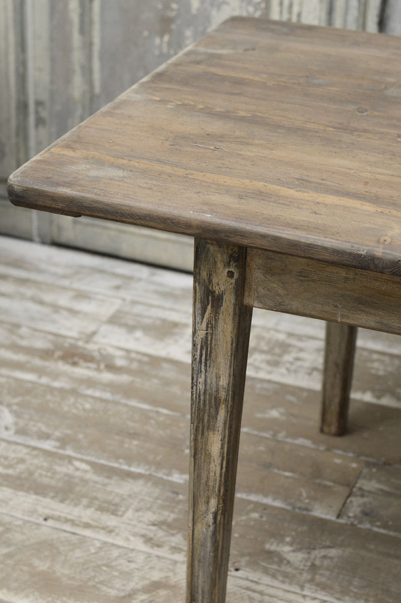French country farmhouse table