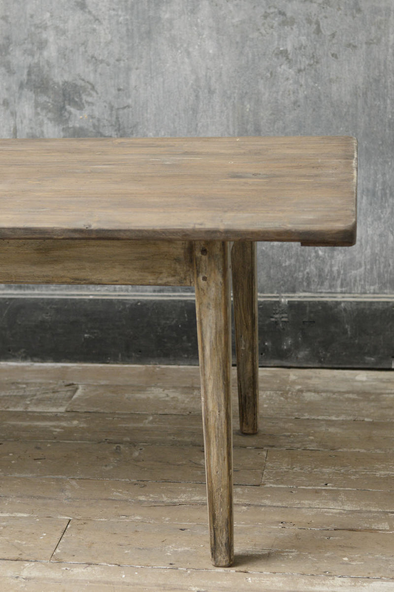 French country farmhouse table