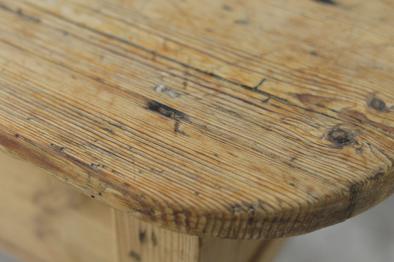 ENGLISH 19TH CENTURY KITCHEN TABLE