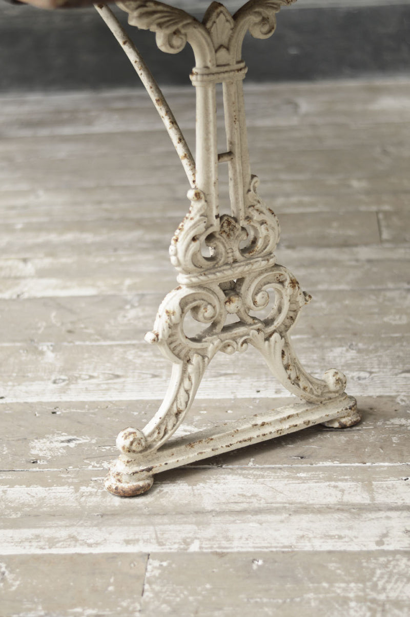 ENGLISH 19TH CENTURY CAST IRON TABLE