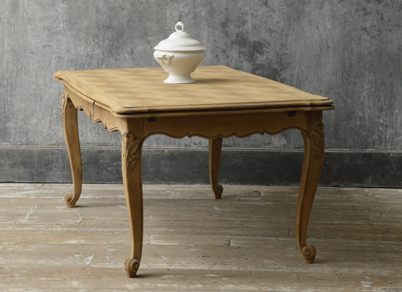 French oak 20th Century extending table.