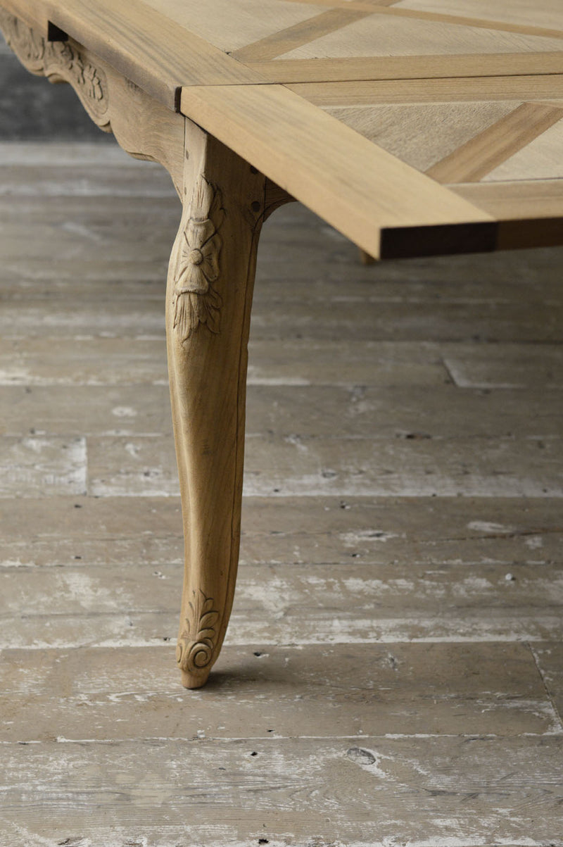 French 19th Century bleached oak dinning table